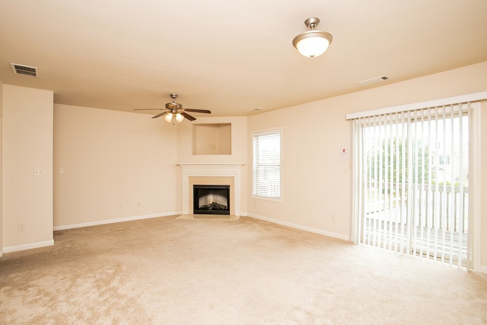 3-Bed Rental on 2279 Baywood Tree photo 7