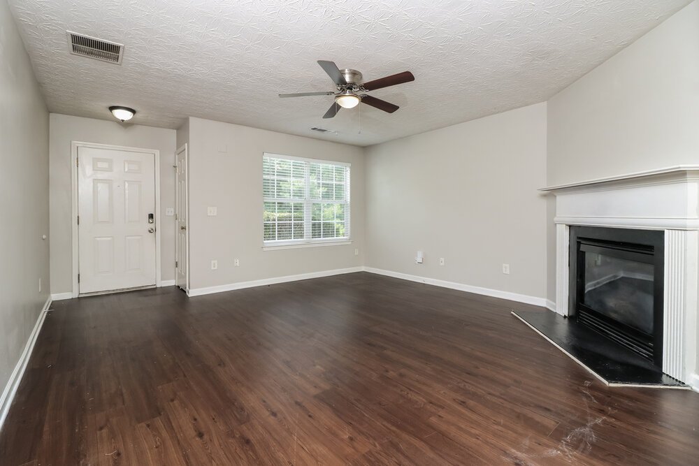 3-Bed Rental on 271 Springbottom Ct photo 7