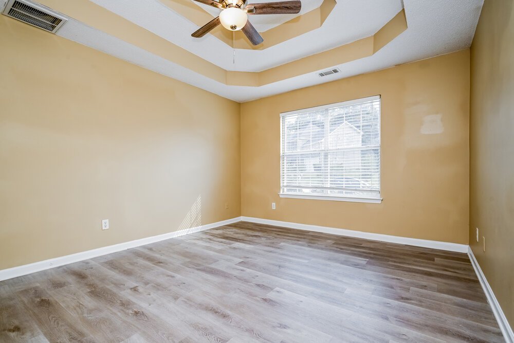 3-Bed Rental on 7256 Teakwood Pl photo 7