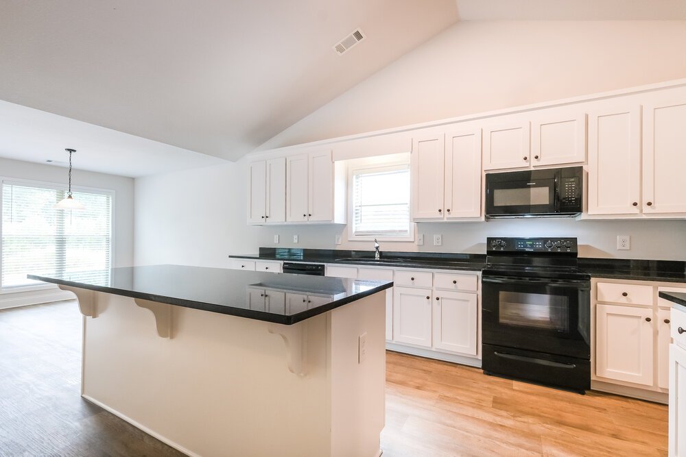 4-Bed Rental on 150 Heartland Circle photo 7