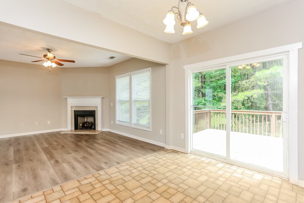3-Bed Rental on 398 Glenleigh Dr photo 8