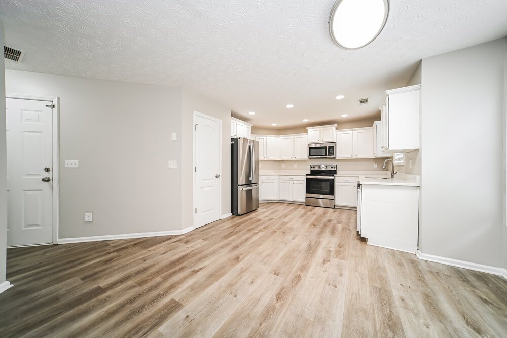 5-Bed Rental on 129 Makenna Dr photo 8