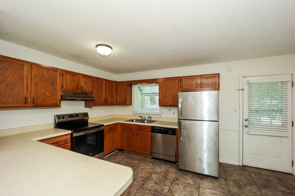 3-Bed Rental on 592 Water Way photo 8