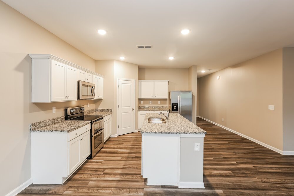 4-Bed Rental on 901 Feldman Chase photo 8