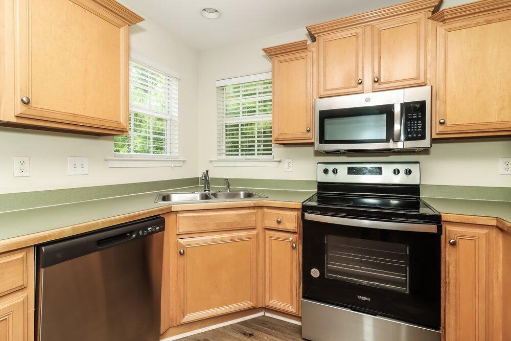 3-Bed Rental on 212 Browning Cir photo 8