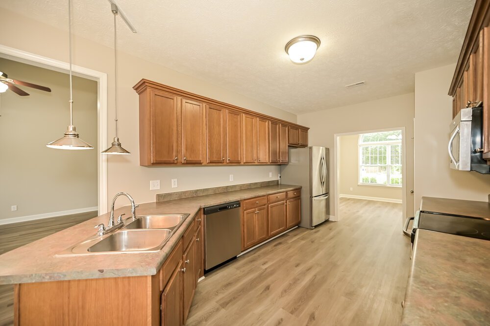 3-Bed Rental on 1448 Jeter Way photo 8