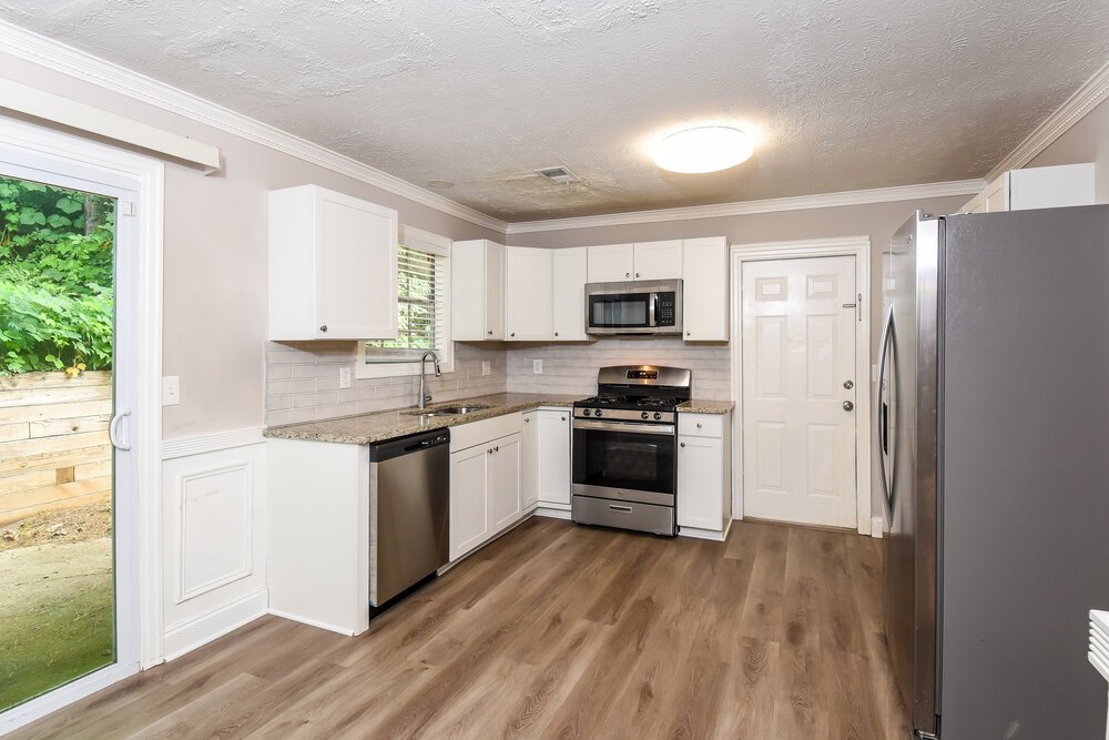3-Bed Rental on 885 Trace Cir photo 8