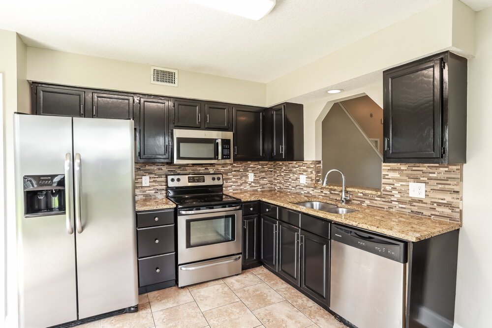 3-Bed Rental on 7730 Allspice Cir photo 8