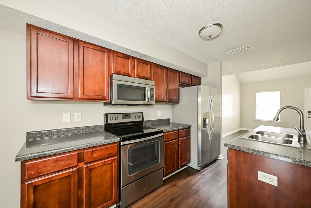 3-Bed Rental on 2726 Apostle Ln photo 8