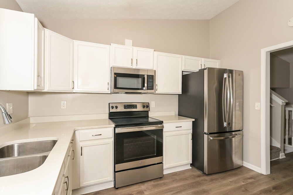 3-Bed Rental on 6149 Raleigh Oaks photo 8