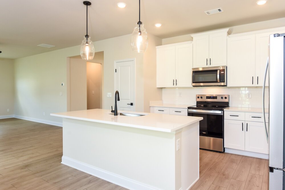 5-Bed Rental on 116 Cantrell Way photo 8