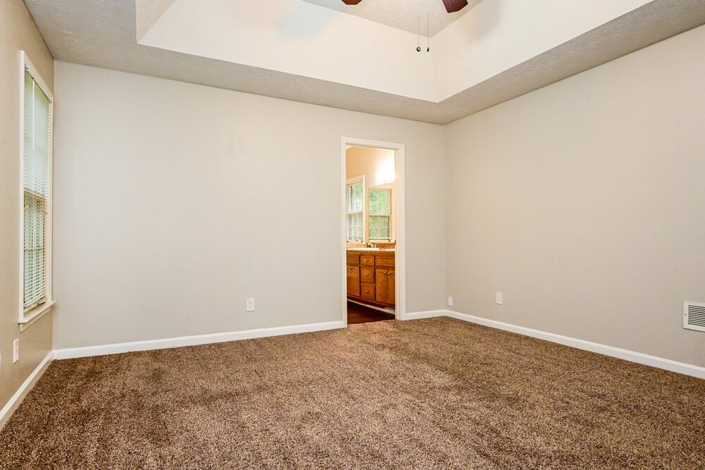 3-Bed Rental on 1204 Garden Path photo 8