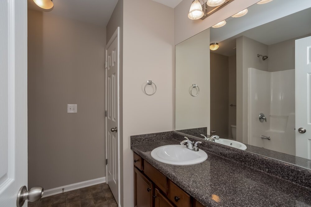 3-Bed Rental on 137 Centerra Springs photo 8