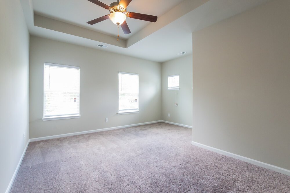 3-Bed Rental on 357 E Broad photo 8