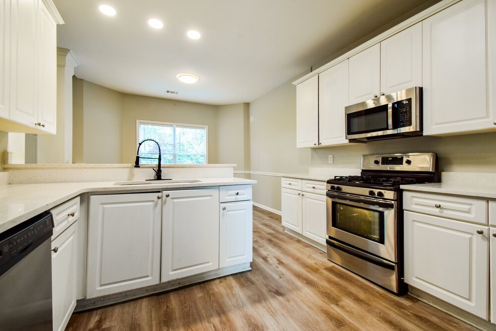 4-Bed Rental on 3419 Uncle Genes photo 8