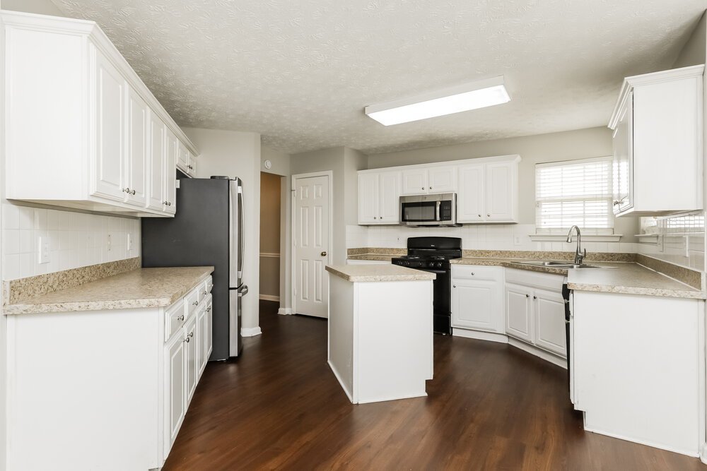 3-Bed Rental on 1805 Neighborhood Walk photo 8