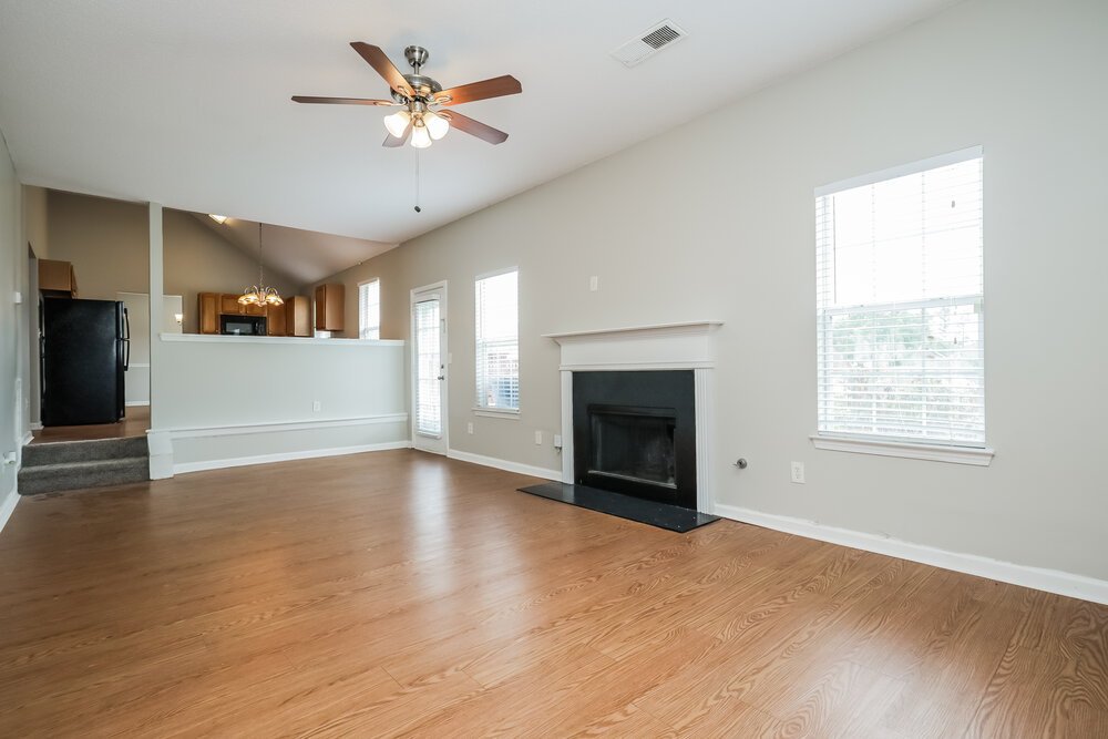 3-Bed Rental on 153 Bellington Dr photo 9