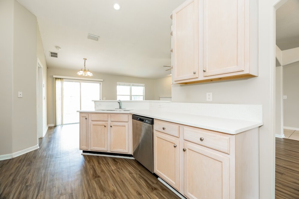 3-Bed Rental on 3021 Captiva Bluff photo 9