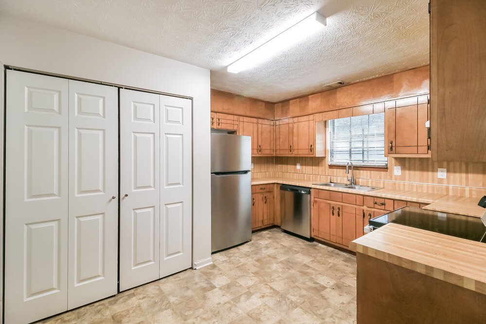 3-Bed Rental on 127 Gristmill Ct photo 9