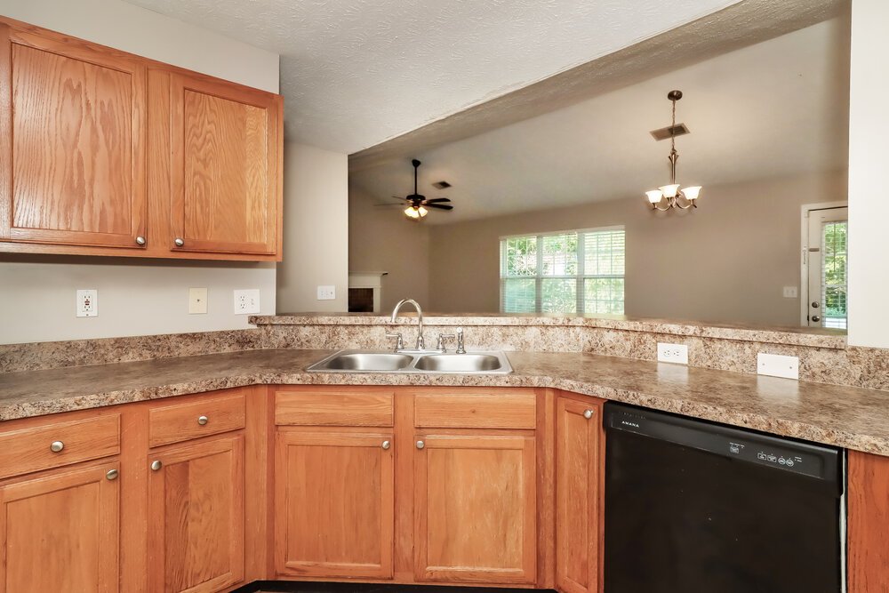 3-Bed Rental on 4878 Noah Rdg photo 9