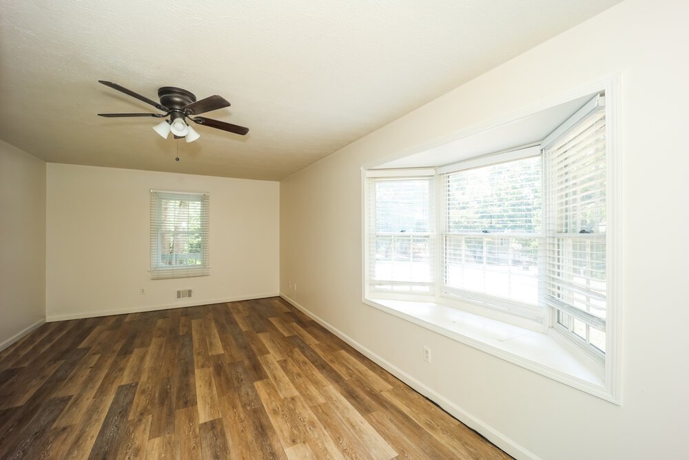 3-Bed Rental on 592 Water Way photo 9