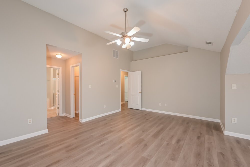 4-Bed Rental on 3363 Newtons Crest photo 9