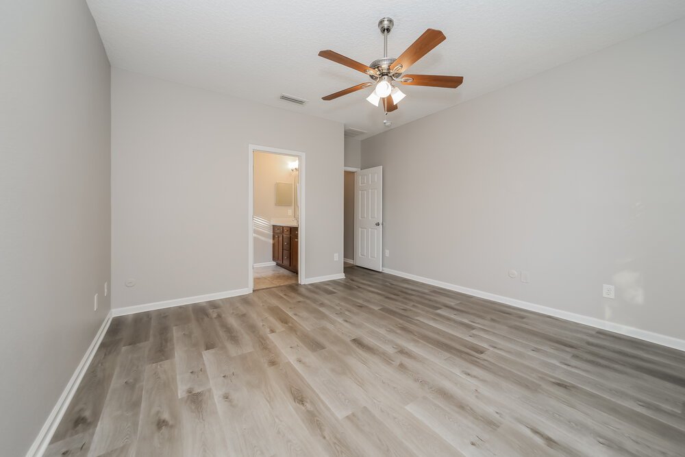 4-Bed Rental on 1606 Creek Point photo 9