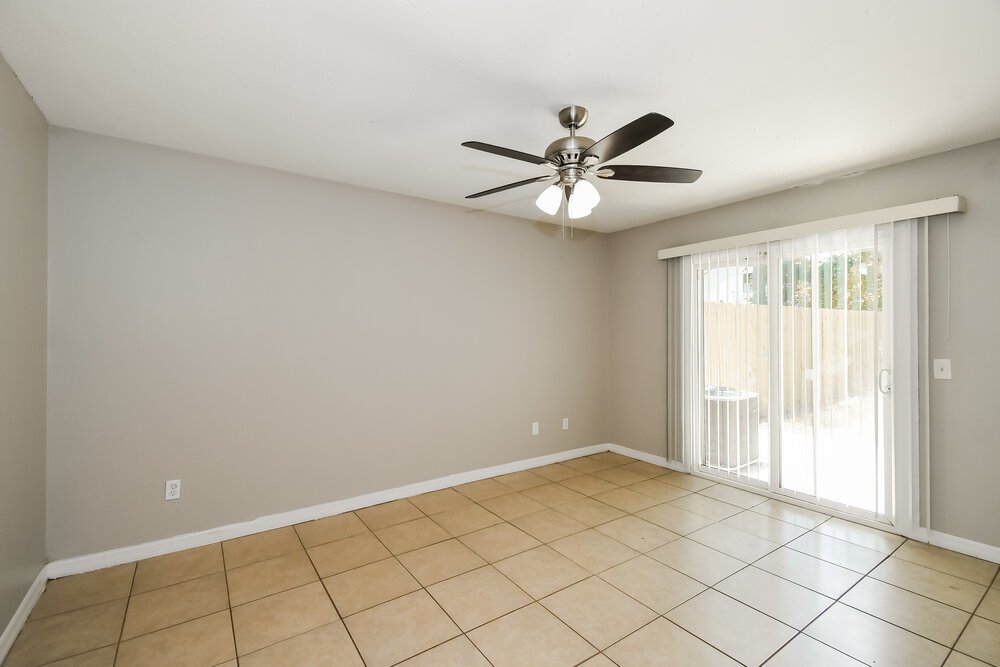 3-Bed Rental on 1834 Manitoba Ct photo 9