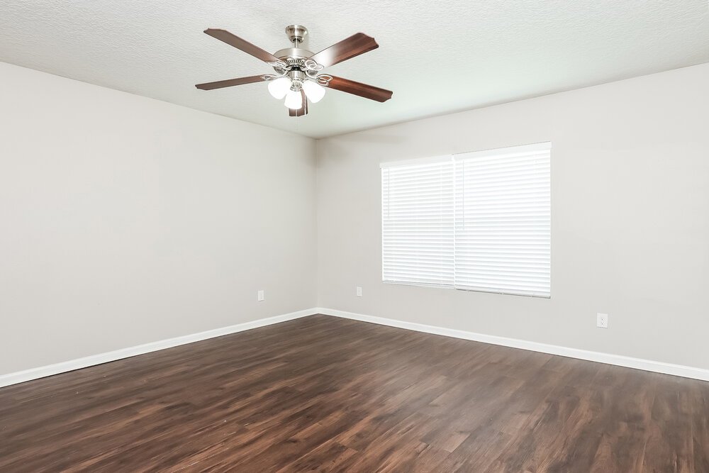 3-Bed Rental on 3800 Falcon Crest photo 9