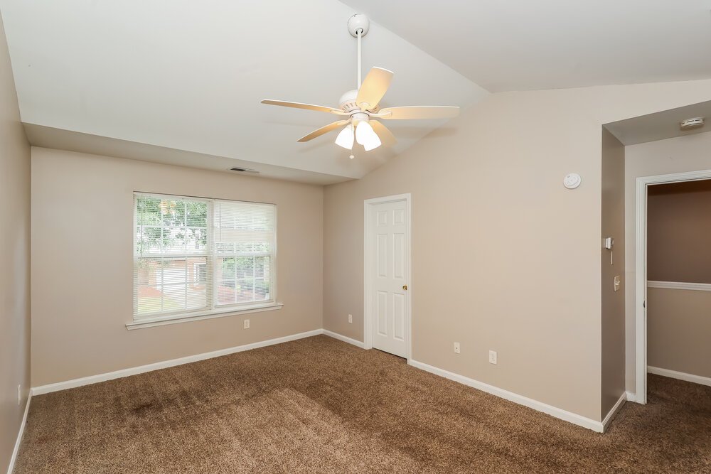 3-Bed Rental on 713 Celeste Ln photo 9
