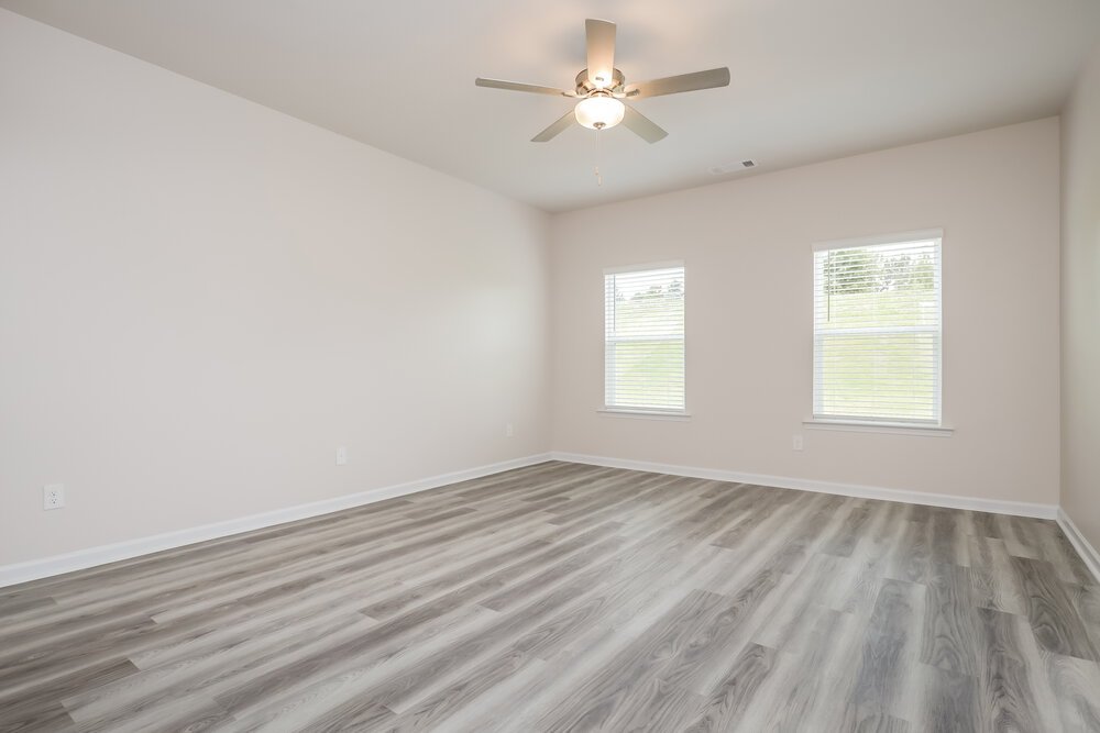 4-Bed Rental on 1420 Sodbuster Dr photo 9