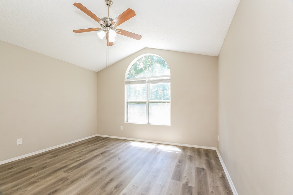 3-Bed Rental on 12725 Serenade Cir photo 9