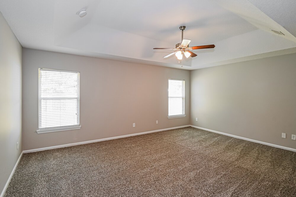 3-Bed Rental on 9225 Hawks Run photo 9