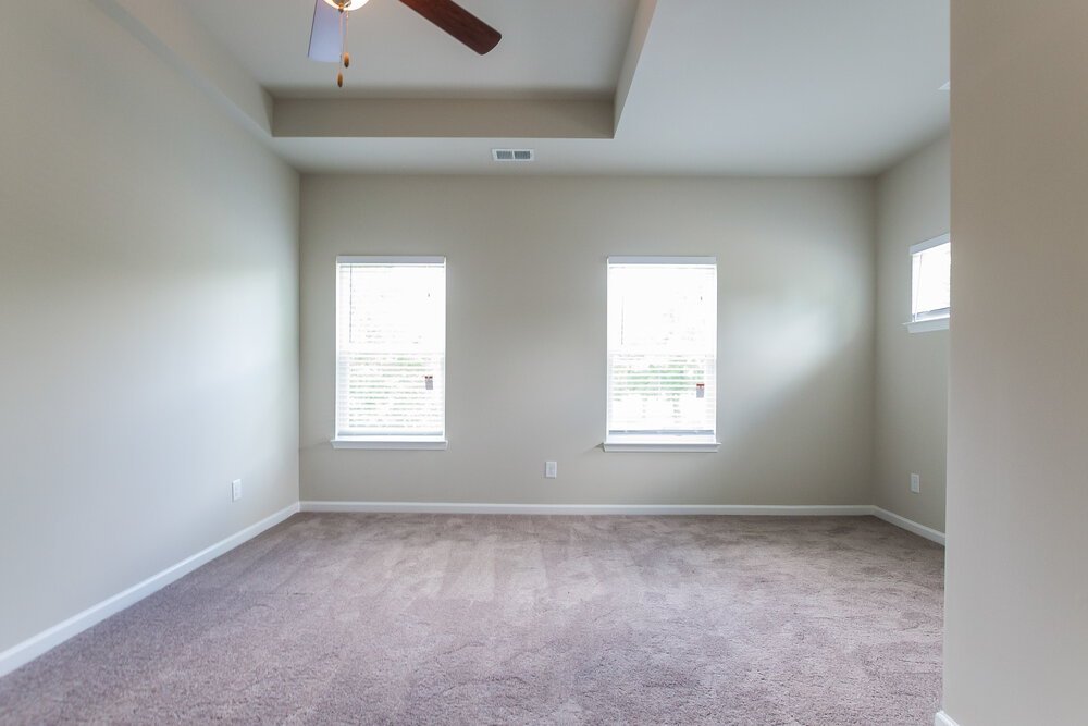 3-Bed Rental on 357 E Broad photo 9