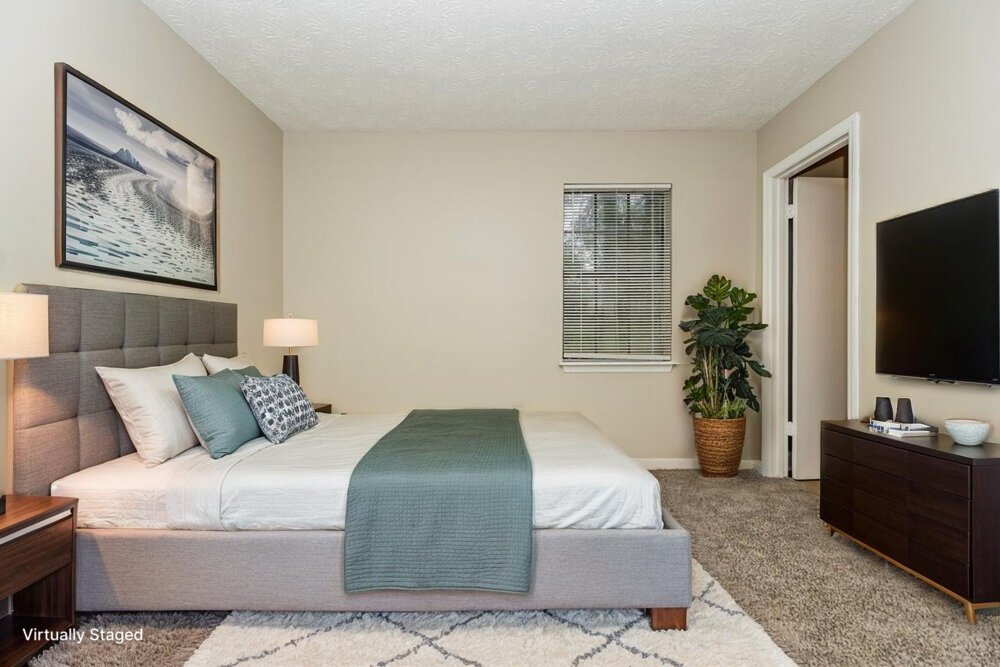 3-Bed Rental on 119 Adrian Dr photo 9
