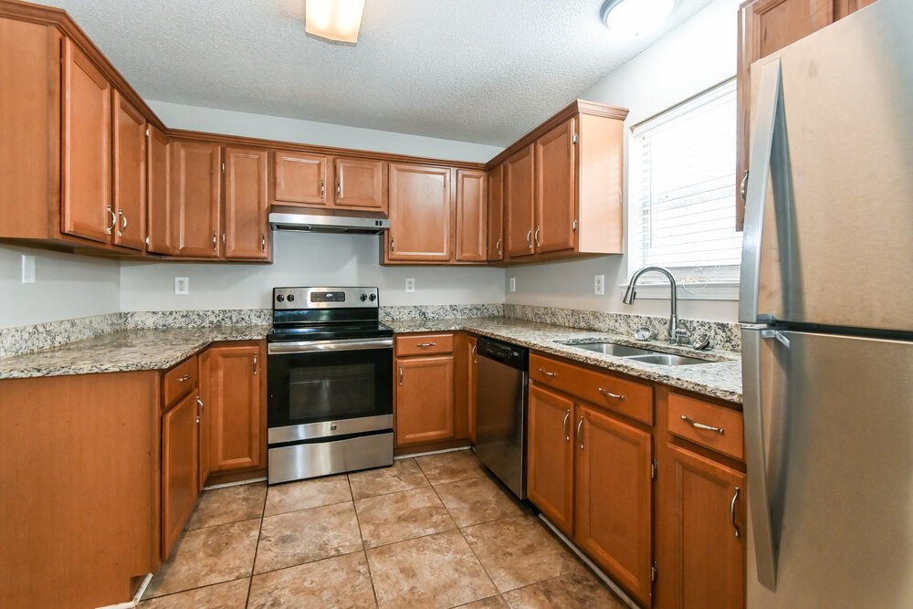 4-Bed Rental on 7173 Charlton Way photo 9
