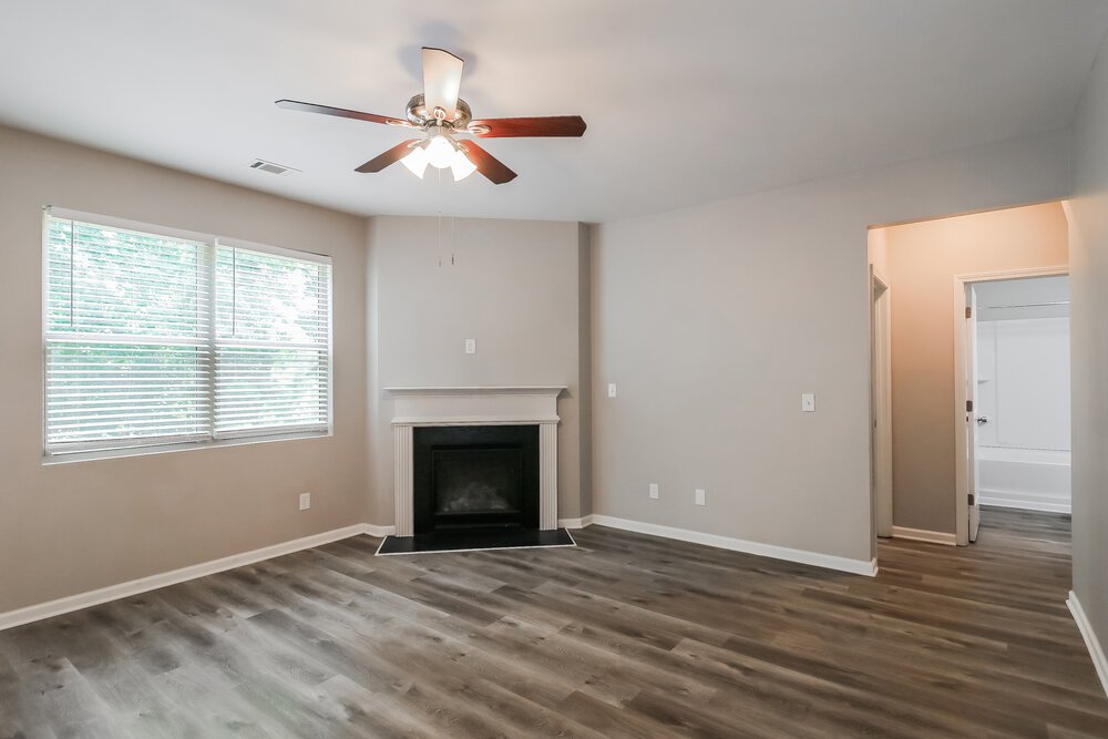 5-Bed Rental on 207 Shaker Hollow photo 10