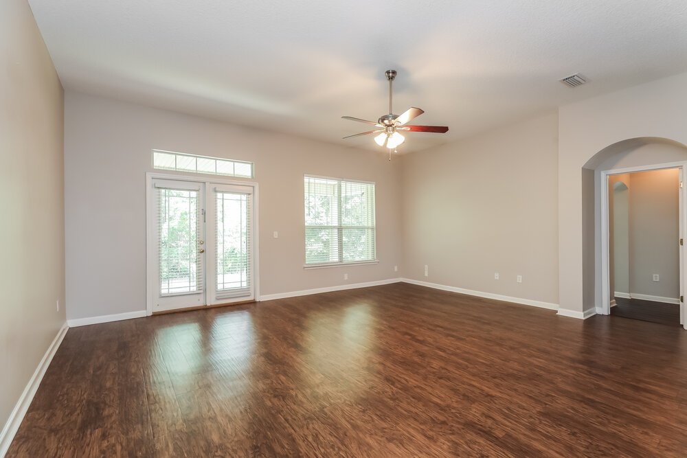 4-Bed Rental on 14081 Bradley Cove photo 10