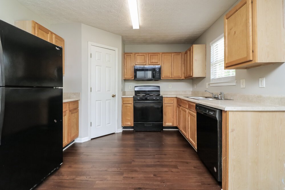 3-Bed Rental on 271 Springbottom Ct photo 10