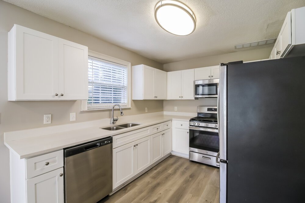 4-Bed Rental on 17 Arbor Cove photo 10