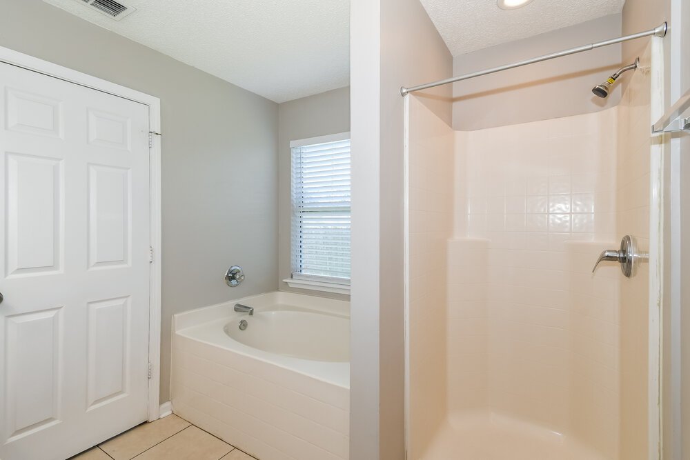 3-Bed Rental on 6875 Recreation Trl photo 10