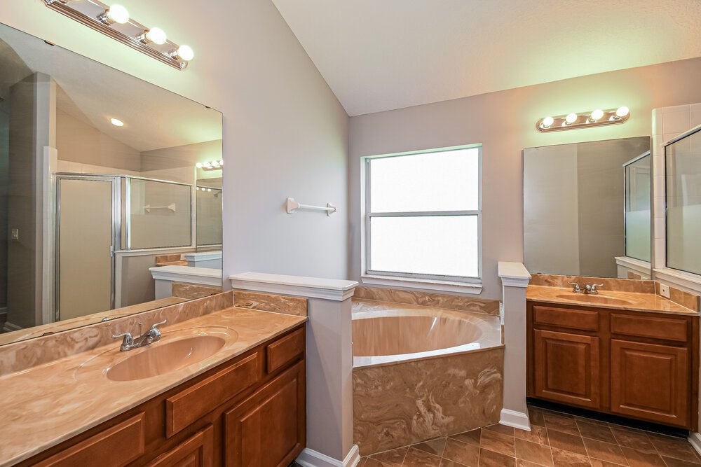 3-Bed Rental on 9225 Hawks Run photo 10