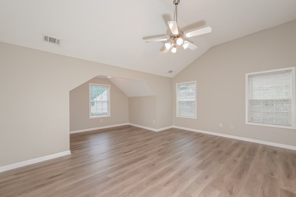 4-Bed Rental on 3363 Newtons Crest photo 10