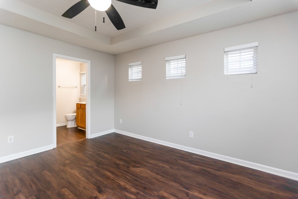 4-Bed Rental on 320 Arrowhead Dr photo 10