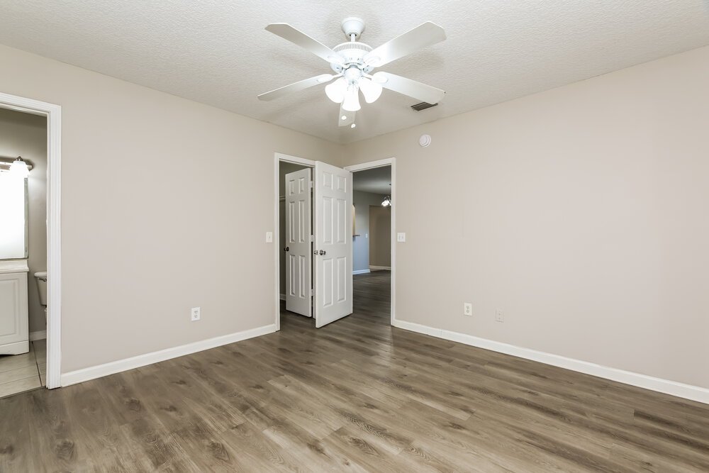 3-Bed Rental on 416 S 13th photo 10