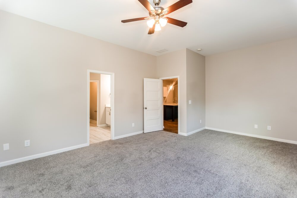 4-Bed Rental on 356 Webster Lake photo 10