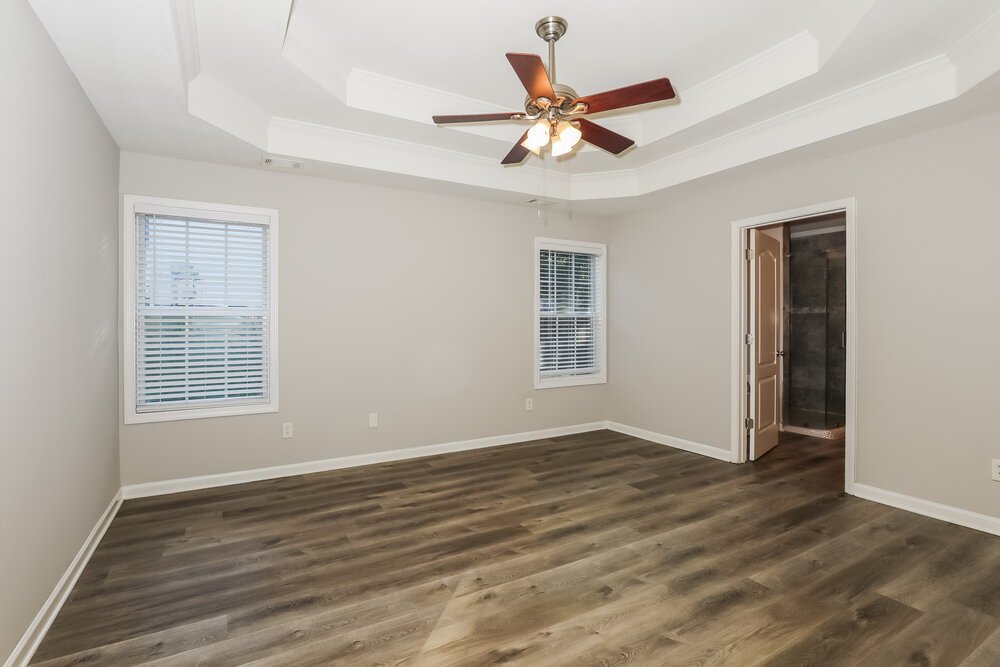 3-Bed Rental on 185 Revolutionary Dr photo 10