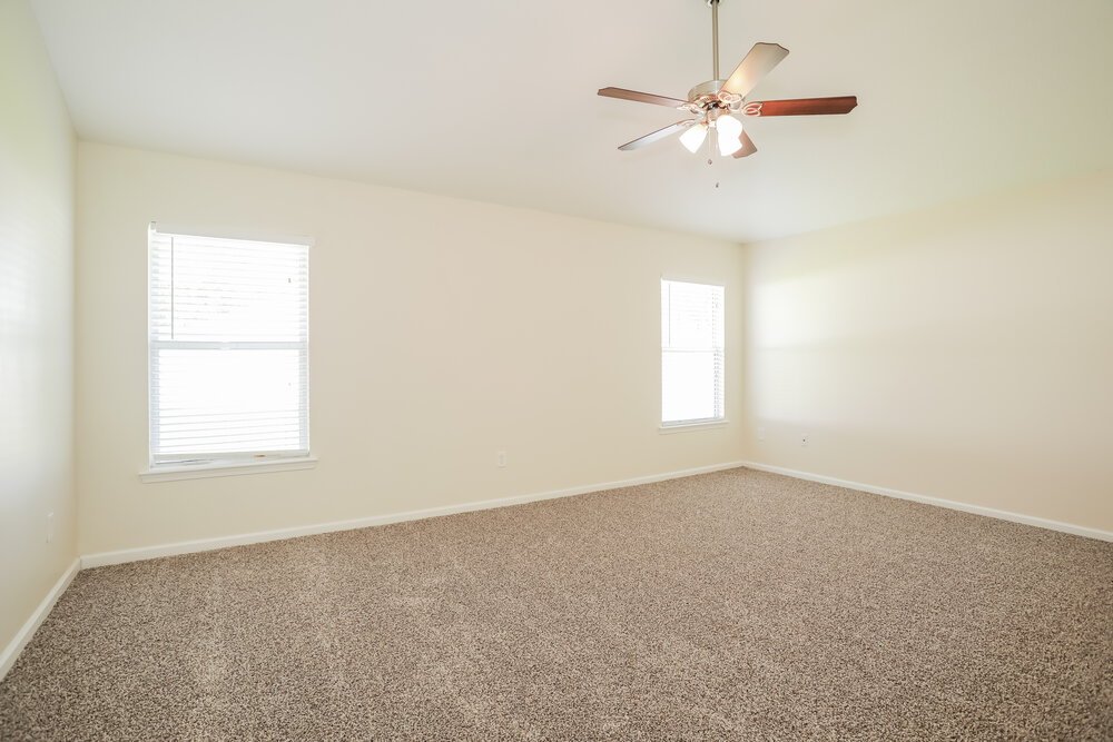 4-Bed Rental on 3460 Live Oak photo 10