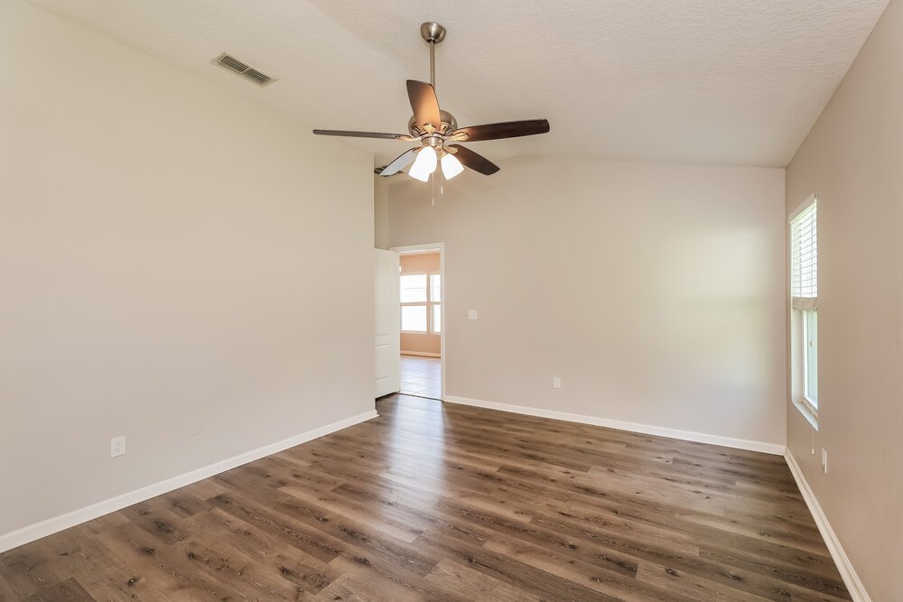 3-Bed Rental on 1908 High Prairie photo 10