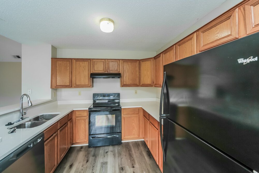 3-Bed Rental on 7107 Puddin Ln photo 10